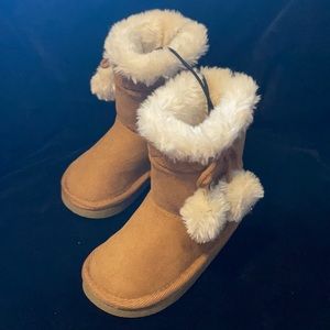 NWOT Okie Dokie Girks Toddler Winter Boots